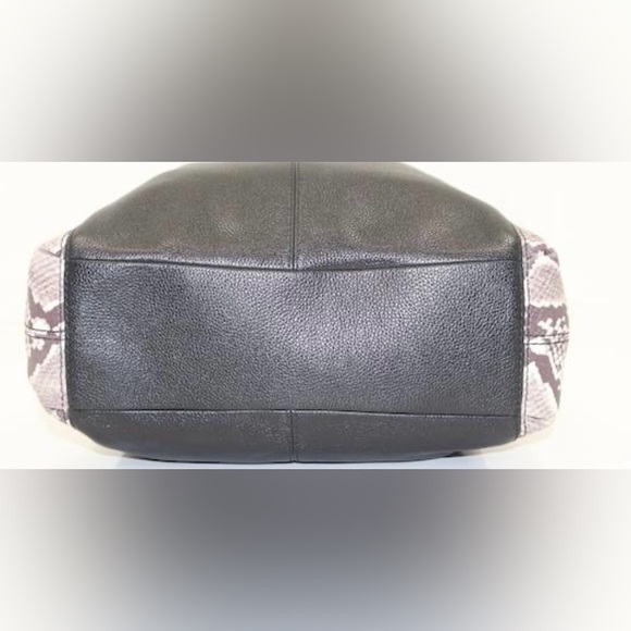 AUTHENTIC COACH LEXY W/ SNAKE EMBOSSED - Picture 3 of 14